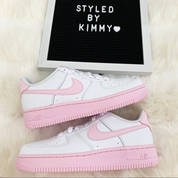 πΈ Nike Air Force 1 Shoes Sneakers PINK AF1 NWT - Picture 5 of 9
